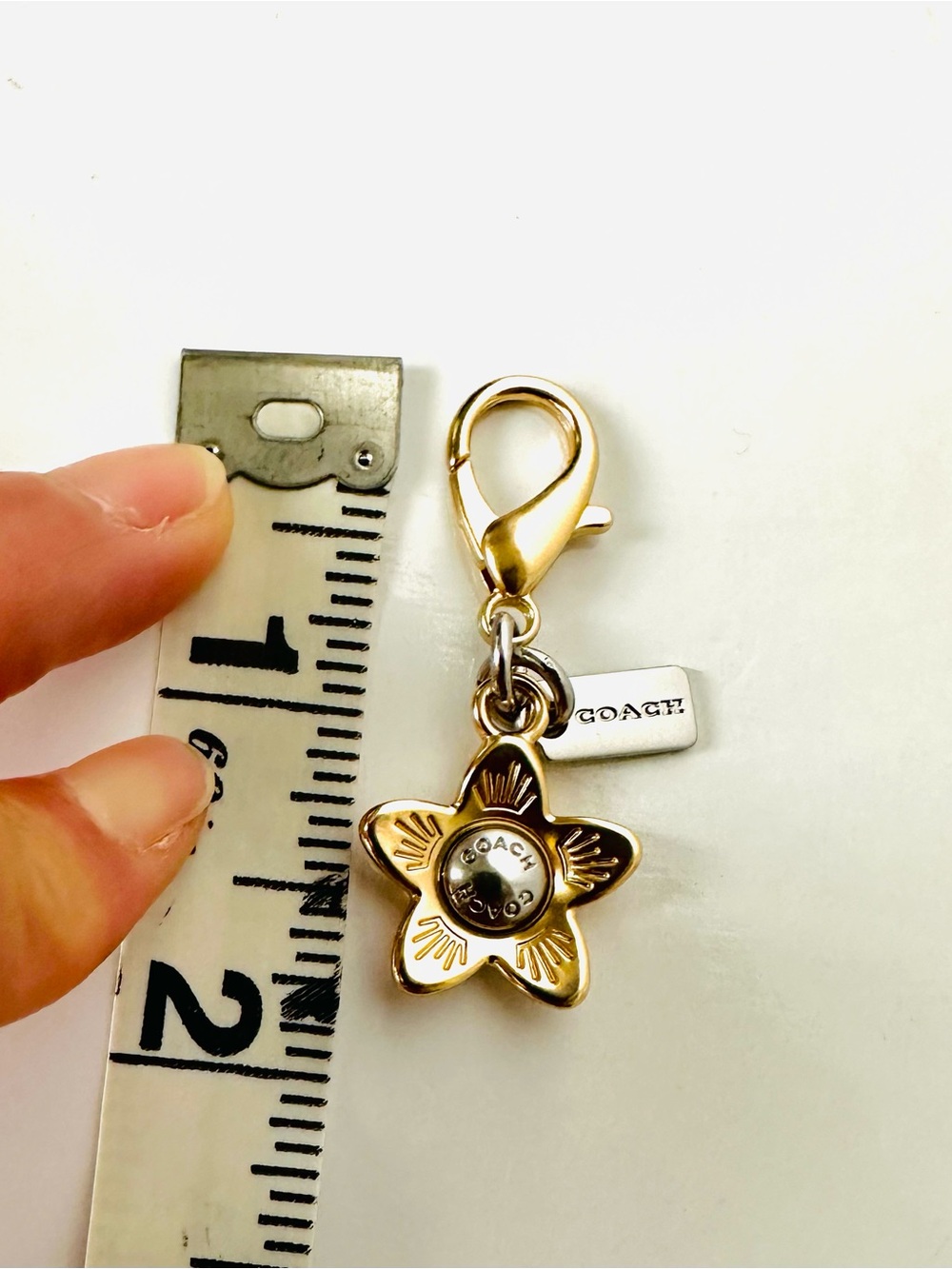 Coach Gold Star Charm Key Fob with Silver Tag - Picture 4 of 4